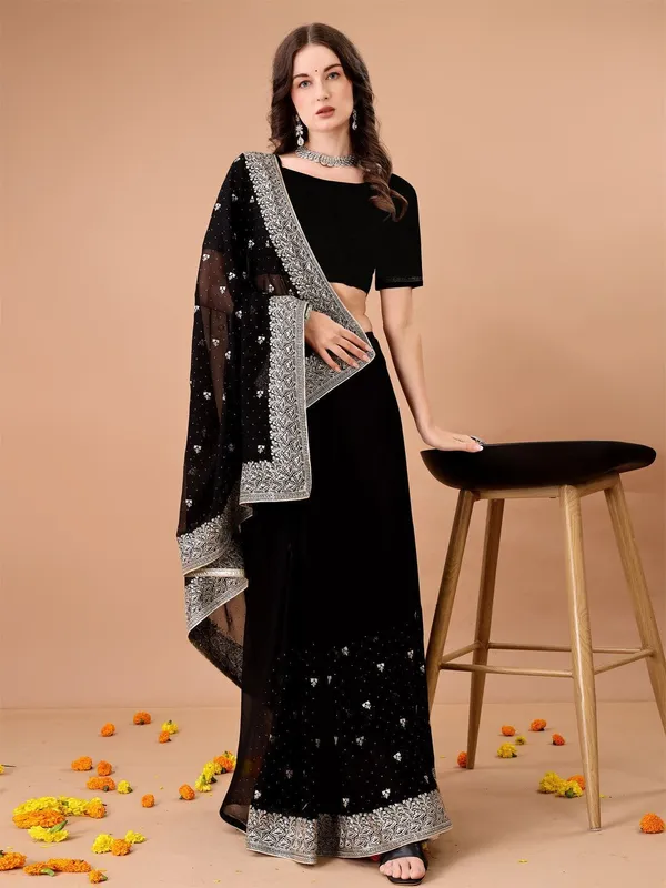 Leelavati_Embroidered_Embellished_Bollywood_Georgette_Saree_Black