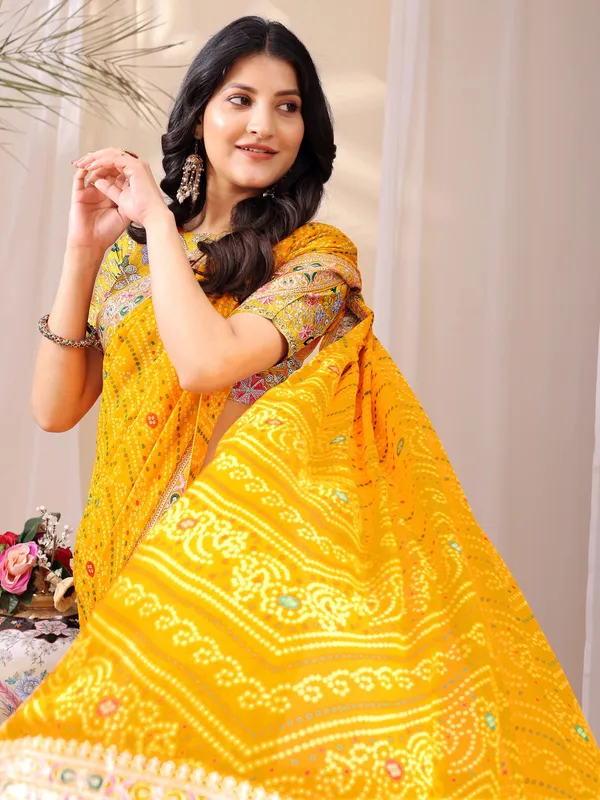 Leelavati_Embroidered_Striped_Bandhani_Georgette_Saree_Yellow