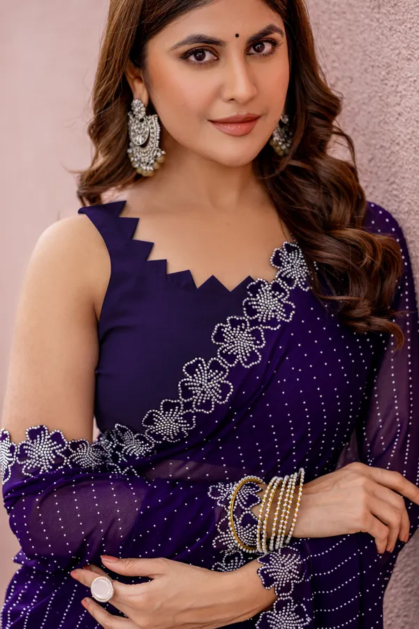 Leelavati_Embroidered_Embellished_Bollywood_Georgette_Saree_Purple