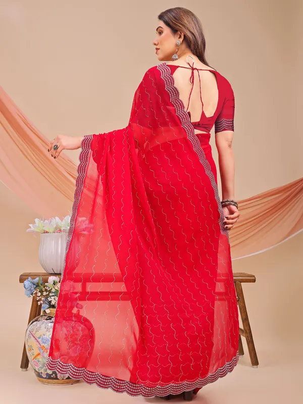 Leelavati_Embellished_Bollywood_Chiffon_Saree_Red