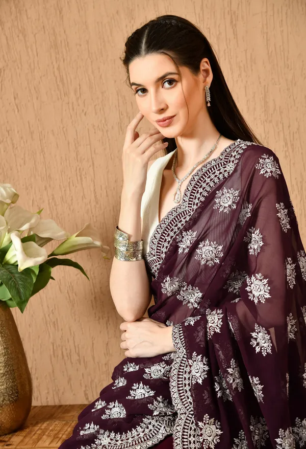 Leelavati_Embroidered_Embellished_Bollywood_Georgette_Saree_Purple