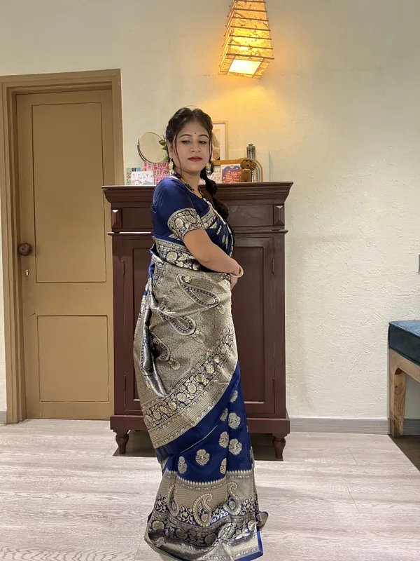 Leelavati_Woven_Self_Design_Kanjivaram_Pure_Silk_Jacquard_Saree_Dark_Blue