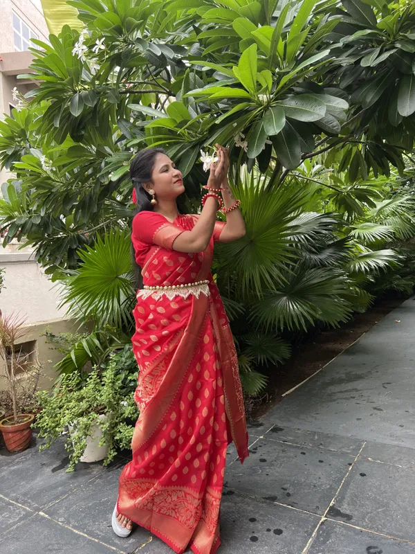 Leelavati_Woven_Self_Design_Kanjivaram_Pure_Silk_Jacquard_Saree_Red