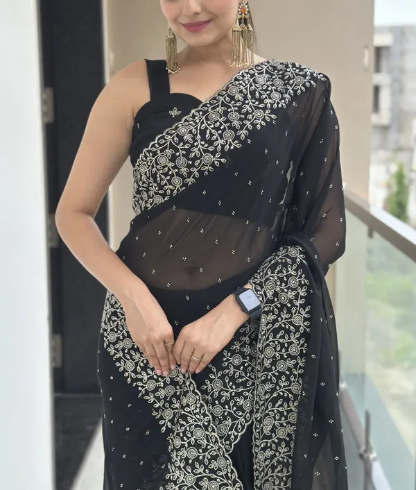 Leelavati_Embroidered_Embellished_Bollywood_Georgette_Saree_Black