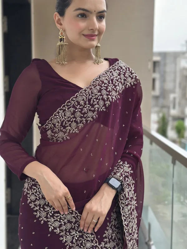 Leelavati_Embroidered_Embellished_Bollywood_Georgette_Saree_Purple