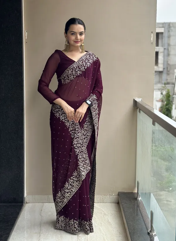 Leelavati_Embroidered_Embellished_Bollywood_Georgette_Saree_Purple
