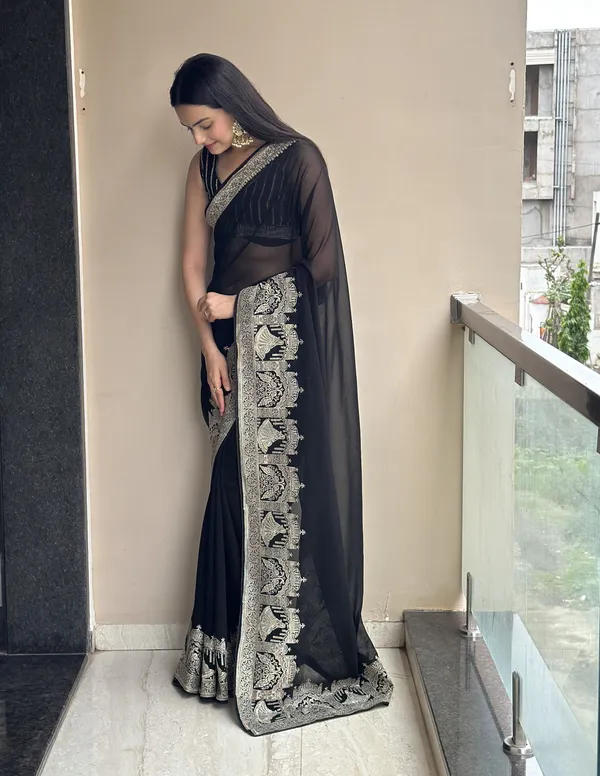 Leelavati_Embroidered_Embellished_Bollywood_Georgette_Saree_Black