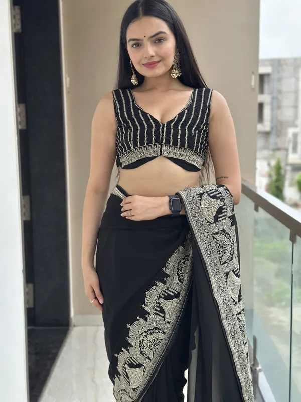 Leelavati_Embroidered_Embellished_Bollywood_Georgette_Saree_Black