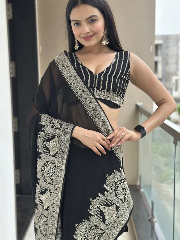 Leelavati_Embroidered_Embellished_Bollywood_Georgette_Saree_Black