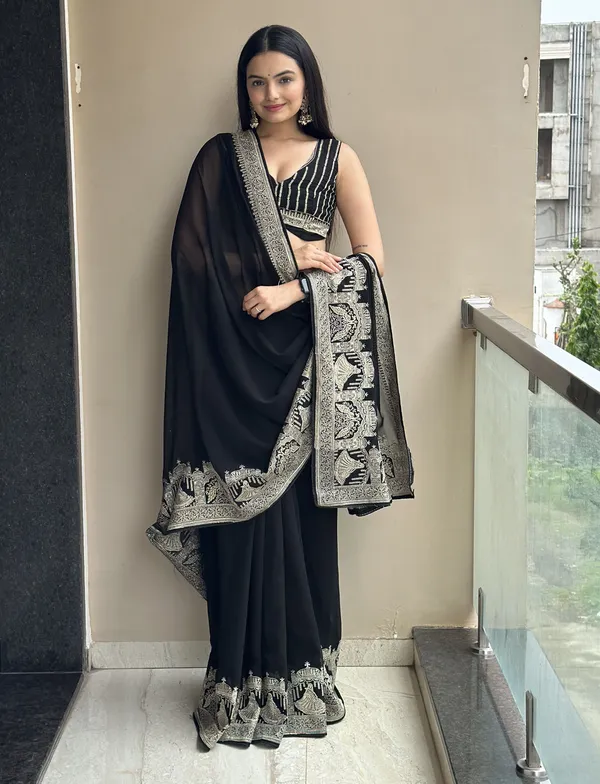 Leelavati_Embroidered_Embellished_Bollywood_Georgette_Saree_Black
