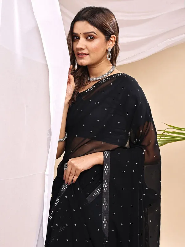Leelavati_Embellished_Bollywood_Chiffon_Saree_Black