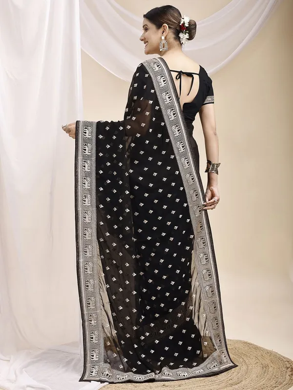 Leelavati_Embroidered_Embellished_Bollywood_Georgette_Saree_Black