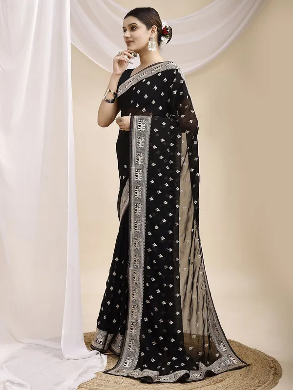 Leelavati_Embroidered_Embellished_Bollywood_Georgette_Saree_Black