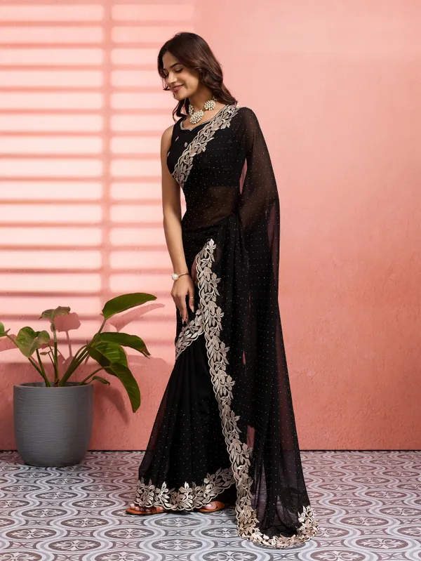Leelavati_Embellished_Embroidered_Bollywood_Chiffon_Saree_Black