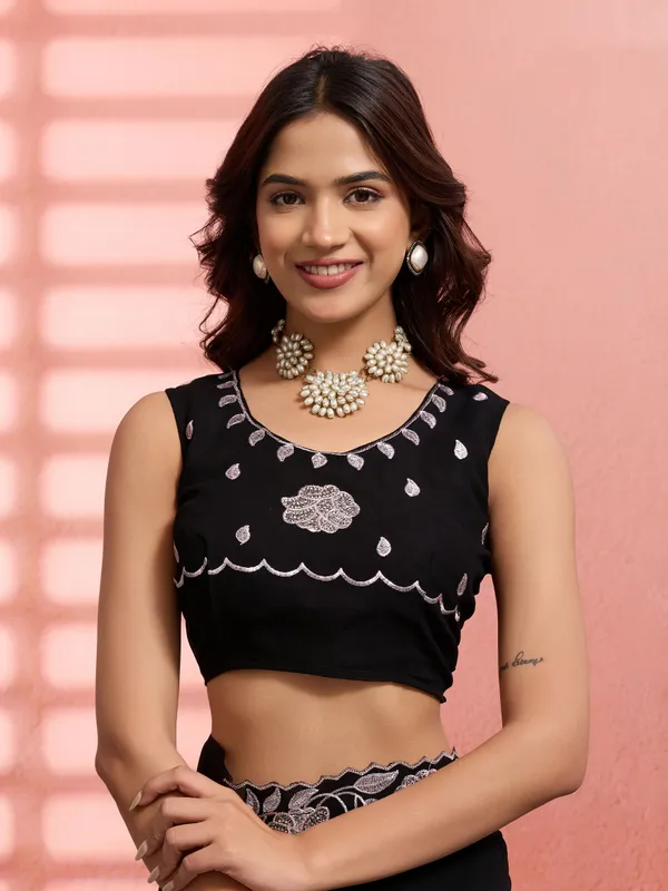 Leelavati_Embellished_Embroidered_Bollywood_Chiffon_Saree_Black
