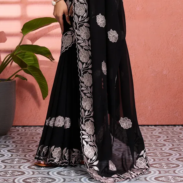 Leelavati_Embellished_Embroidered_Bollywood_Chiffon_Saree_Black