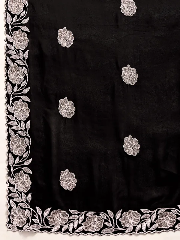 Leelavati_Embellished_Embroidered_Bollywood_Chiffon_Saree_Black