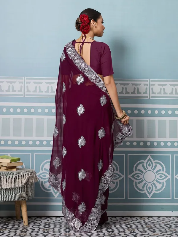 Leelavati_Embroidered_Embellished_Bollywood_Georgette_Saree_Purple