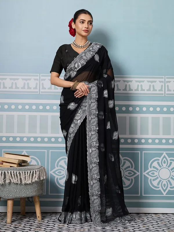 Leelavati_Embroidered_Embellished_Bollywood_Georgette_Saree_Black