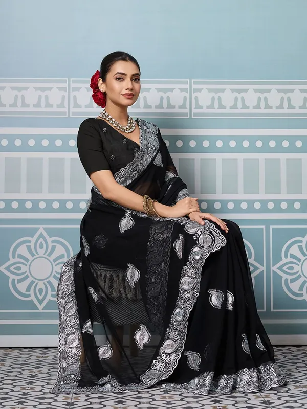 Leelavati_Embroidered_Embellished_Bollywood_Georgette_Saree_Black