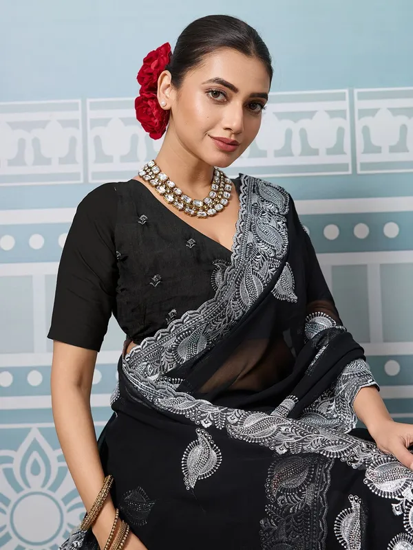 Leelavati_Embroidered_Embellished_Bollywood_Georgette_Saree_Black