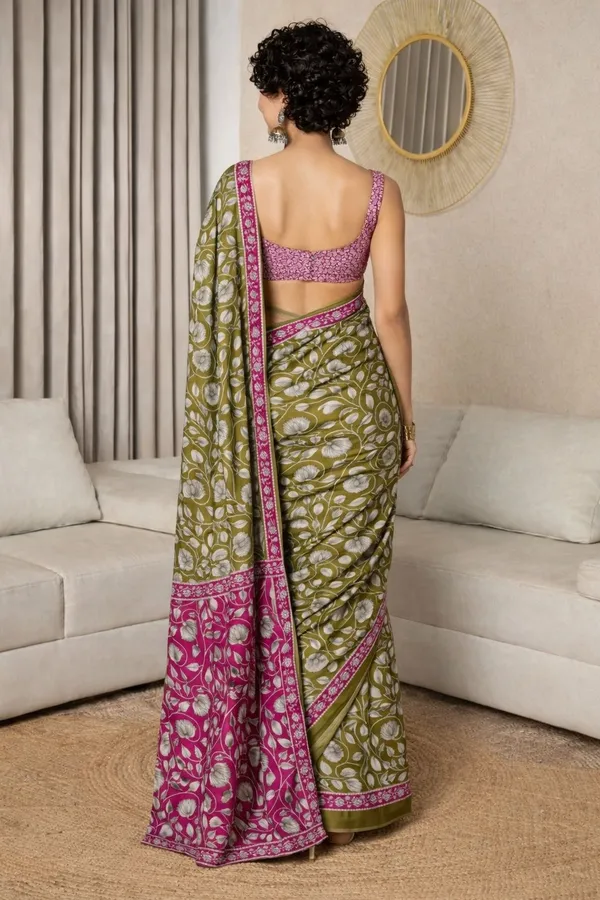 Leelavati_Blocked_Printed_Ikkat_Pure_Cotton_Saree_Light_Green