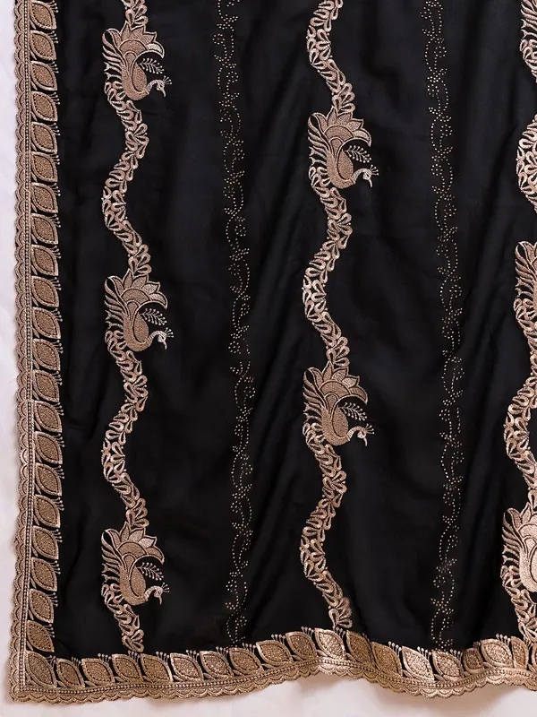 Leelavati_Embellished_Embroidered_Bollywood_Chiffon_Saree_Black