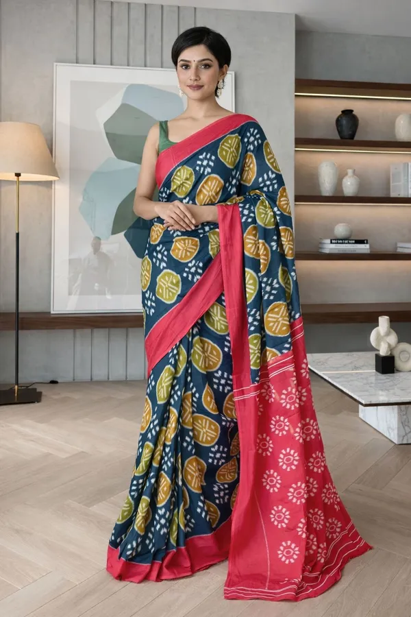 Leelavati_Printed_Floral_Print_Geometric_Print_Blocked_Printed_Ikkat_Pure_Cotton_Saree_Dark_Blue