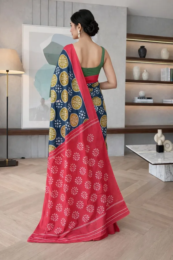 Leelavati_Printed_Floral_Print_Geometric_Print_Blocked_Printed_Ikkat_Pure_Cotton_Saree_Dark_Blue