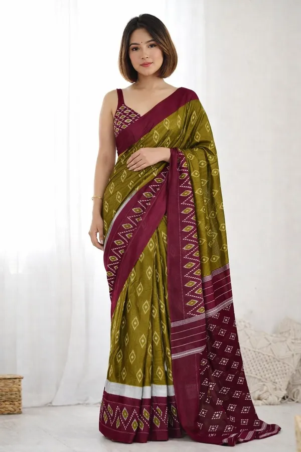 Leelavati_Printed_Floral_Print_Geometric_Print_Blocked_Printed_Ikkat_Pure_Cotton_Saree_Light_Green