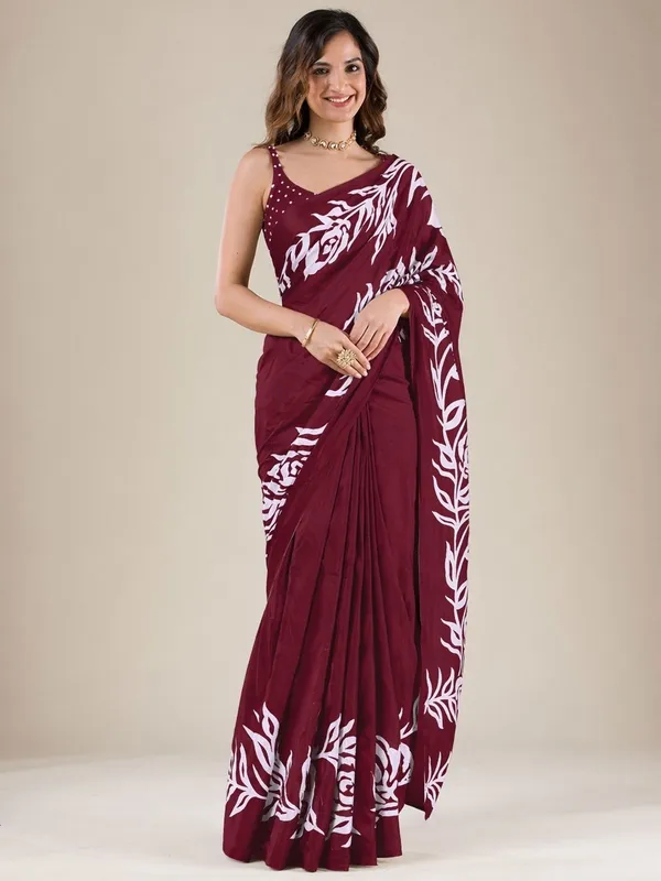 Leelavati_Printed_Floral_Print_Geometric_Print_Blocked_Printed_Daily_Wear_Pure_Cotton_Saree_Maroon