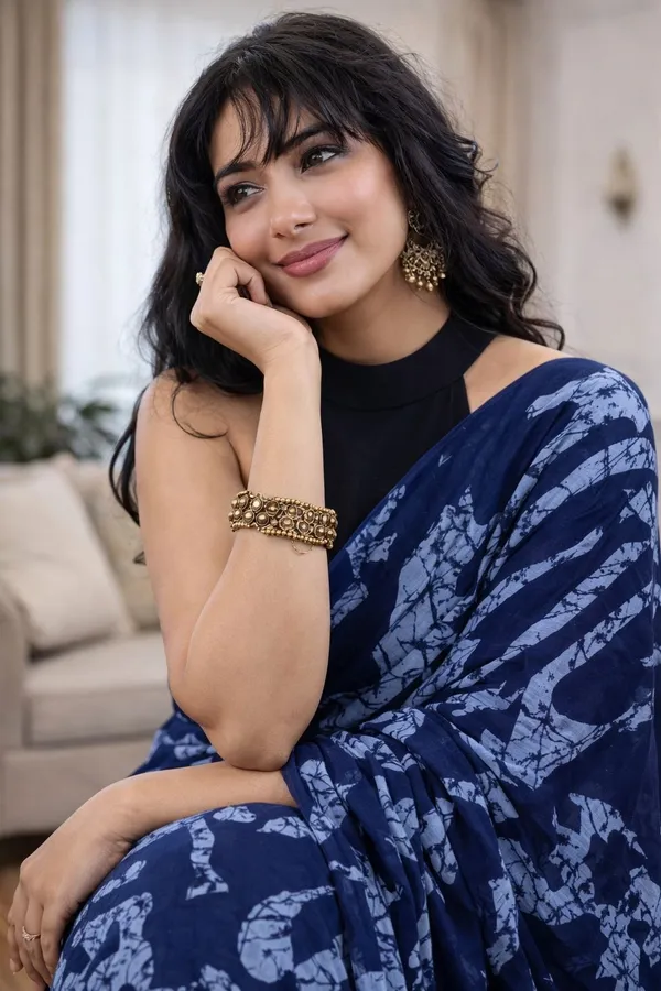 Leelavati_Printed_Floral_Print_Geometric_Print_Blocked_Printed_Daily_Wear_Pure_Cotton_Saree_Blue