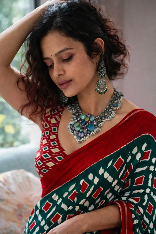 Leelavati_Printed_Floral_Print_Geometric_Print_Blocked_Printed_Daily_Wear_Pure_Cotton_Saree_Green