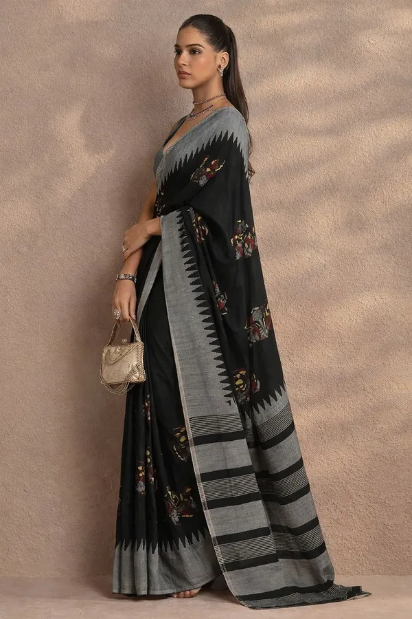 Leelavati_Printed_Floral_Print_Geometric_Print_Blocked_Printed_Daily_Wear_Pure_Cotton_Saree_Black