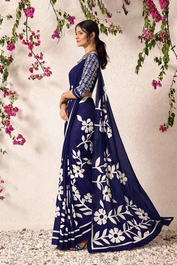 Leelavati_Printed_Floral_Print_Geometric_Print_Blocked_Printed_Daily_Wear_Pure_Cotton_Saree_Dark_Blue