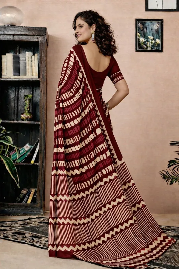 Leelavati_Printed_Floral_Print_Geometric_Print_Blocked_Printed_Daily_Wear_Pure_Cotton_Saree_Maroon