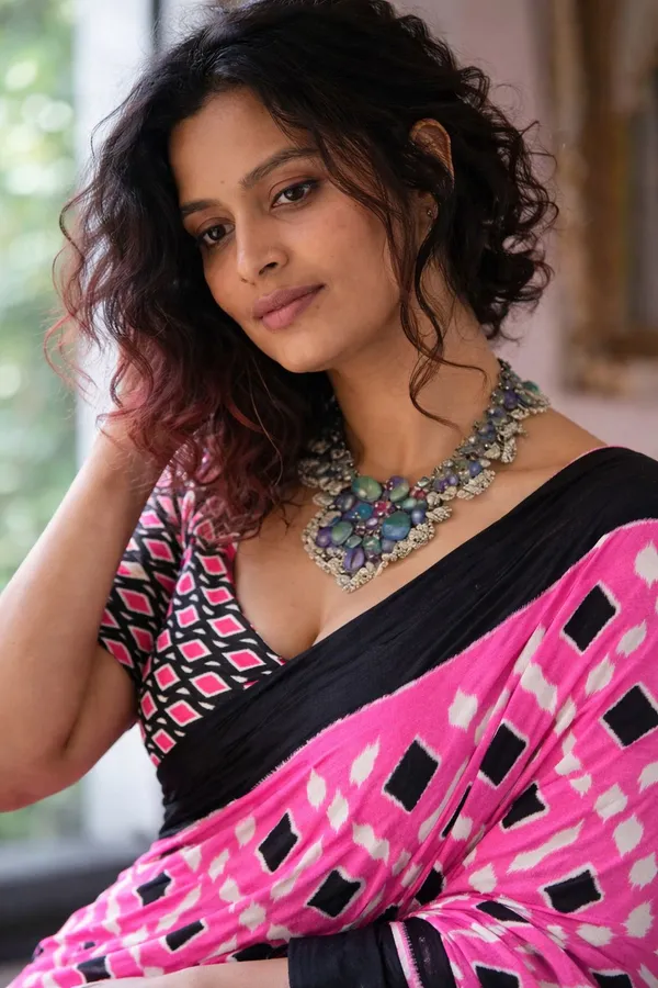 Leelavati_Printed_Floral_Print_Geometric_Print_Blocked_Printed_Daily_Wear_Pure_Cotton_Saree_Pink