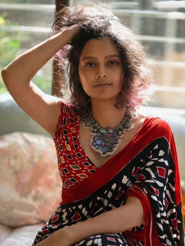 Leelavati_Printed_Floral_Print_Geometric_Print_Blocked_Printed_Daily_Wear_Pure_Cotton_Saree_Black