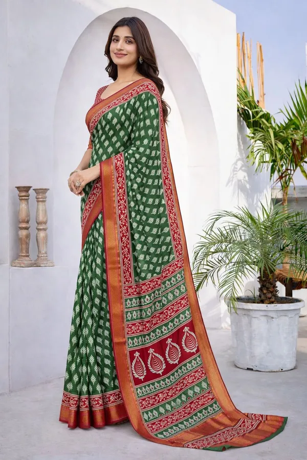 Leelavati_Printed_Floral_Print_Geometric_Print_Blocked_Printed_Woven_Daily_Wear_Pure_Cotton_Saree_Green