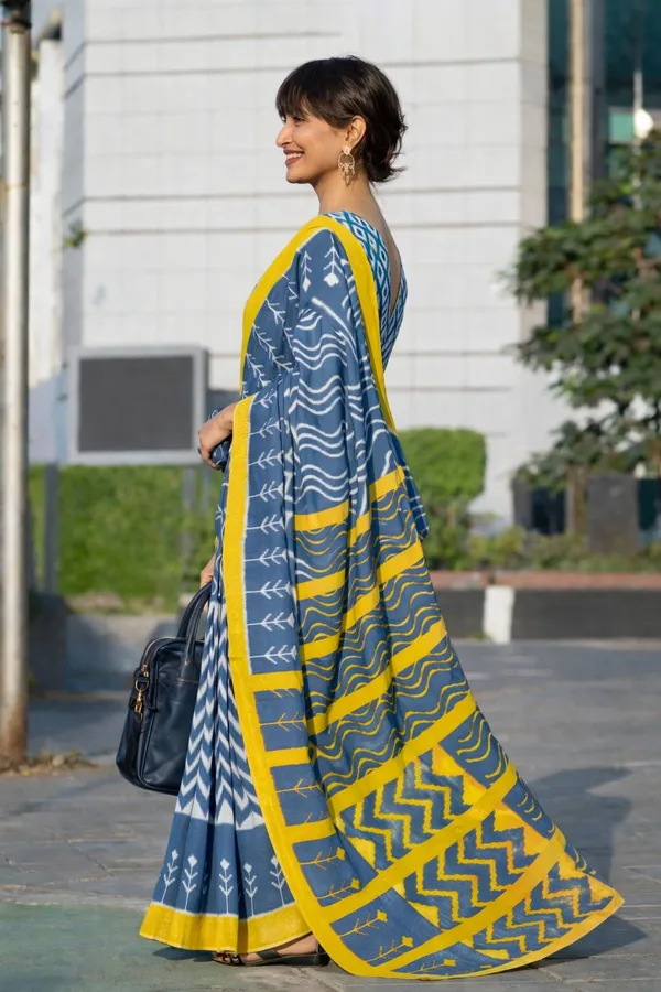 Leelavati_Printed_Floral_Print_Geometric_Print_Blocked_Printed_Daily_Wear_Pure_Cotton_Saree_Grey