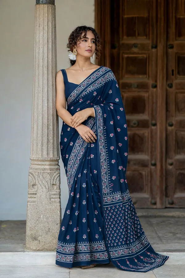 Leelavati_Printed_Floral_Print_Geometric_Print_Blocked_Printed_Daily_Wear_Pure_Cotton_Saree_Blue