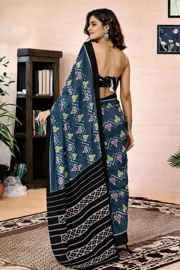 Leelavati_Printed_Floral_Print_Geometric_Print_Blocked_Printed_Daily_Wear_Pure_Cotton_Saree_Grey