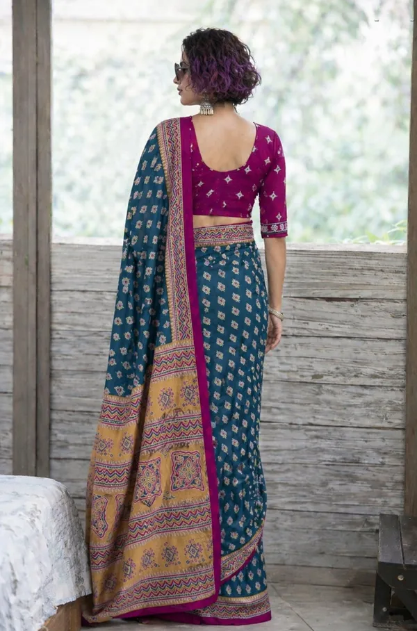 Leelavati_Printed_Floral_Print_Geometric_Print_Blocked_Printed_Daily_Wear_Pure_Cotton_Saree_Grey