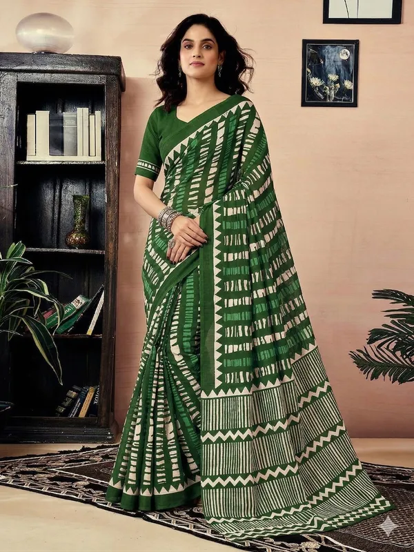 Leelavati_Printed_Floral_Print_Geometric_Print_Blocked_Printed_Daily_Wear_Pure_Cotton_Saree_Green