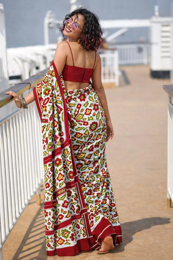 Leelavati_Printed_Floral_Print_Geometric_Print_Blocked_Printed_Daily_Wear_Pure_Cotton_Saree_Maroon