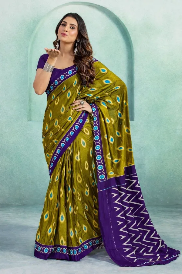 Leelavati_Printed_Floral_Print_Geometric_Print_Blocked_Printed_Daily_Wear_Pure_Cotton_Saree_Green