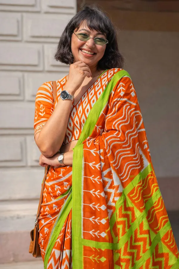 Leelavati_Printed_Floral_Print_Geometric_Print_Blocked_Printed_Daily_Wear_Pure_Cotton_Saree_Orange