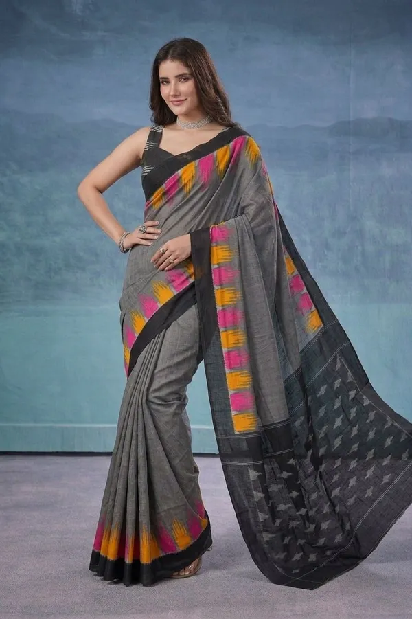 Leelavati_Printed_Floral_Print_Geometric_Print_Blocked_Printed_Daily_Wear_Pure_Cotton_Saree_Grey