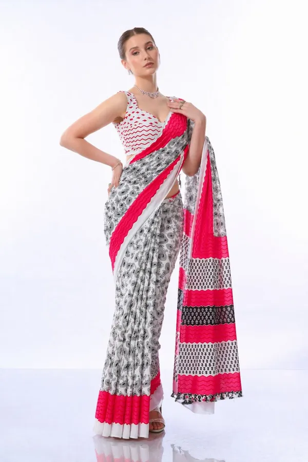 Leelavati_Printed_Floral_Print_Geometric_Print_Blocked_Printed_Daily_Wear_Pure_Cotton_Saree_White