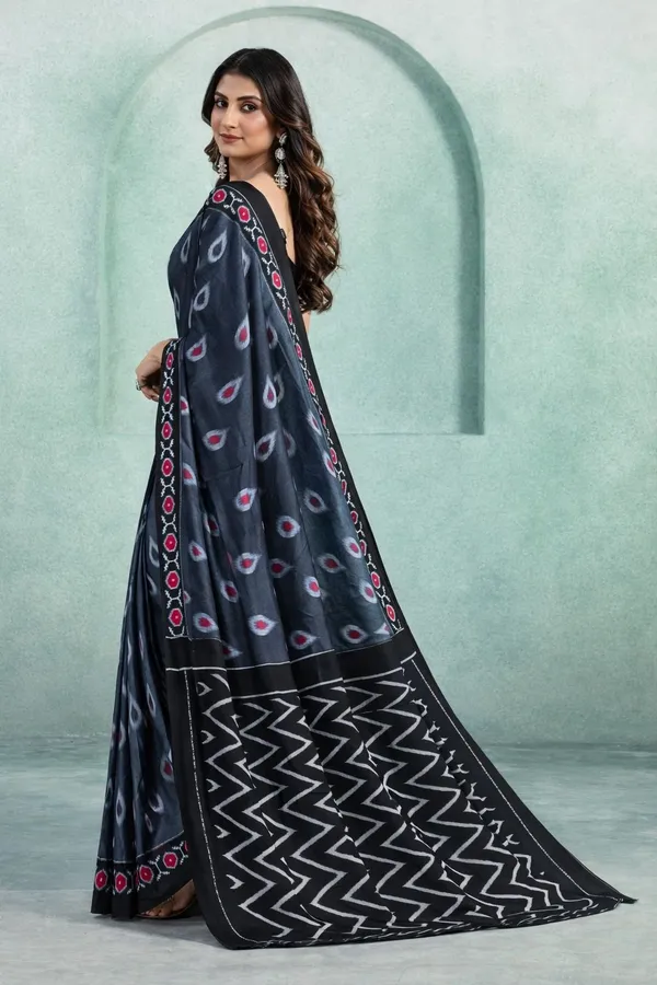 Leelavati_Printed_Floral_Print_Geometric_Print_Blocked_Printed_Daily_Wear_Pure_Cotton_Saree_Grey